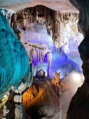 Baiyun Cave