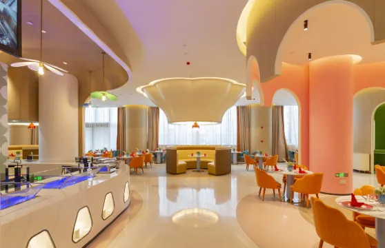 襄陽奇趣童年酒店（襄陽華僑城奇幻度假區店）·奇幻天空餐廳