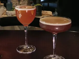 Flow Bar&Lab