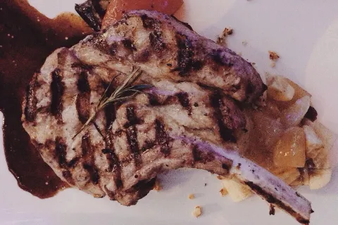 blu bar and grill