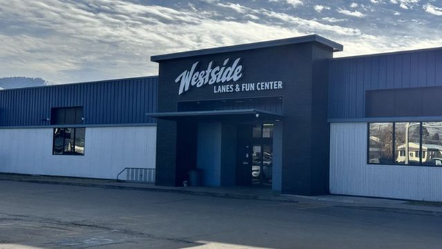 Westside Lanes & Fun Center