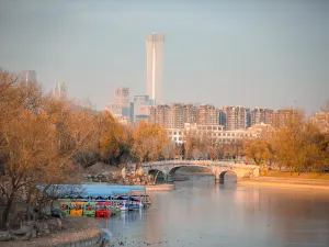 Longtan Zhonghu Park