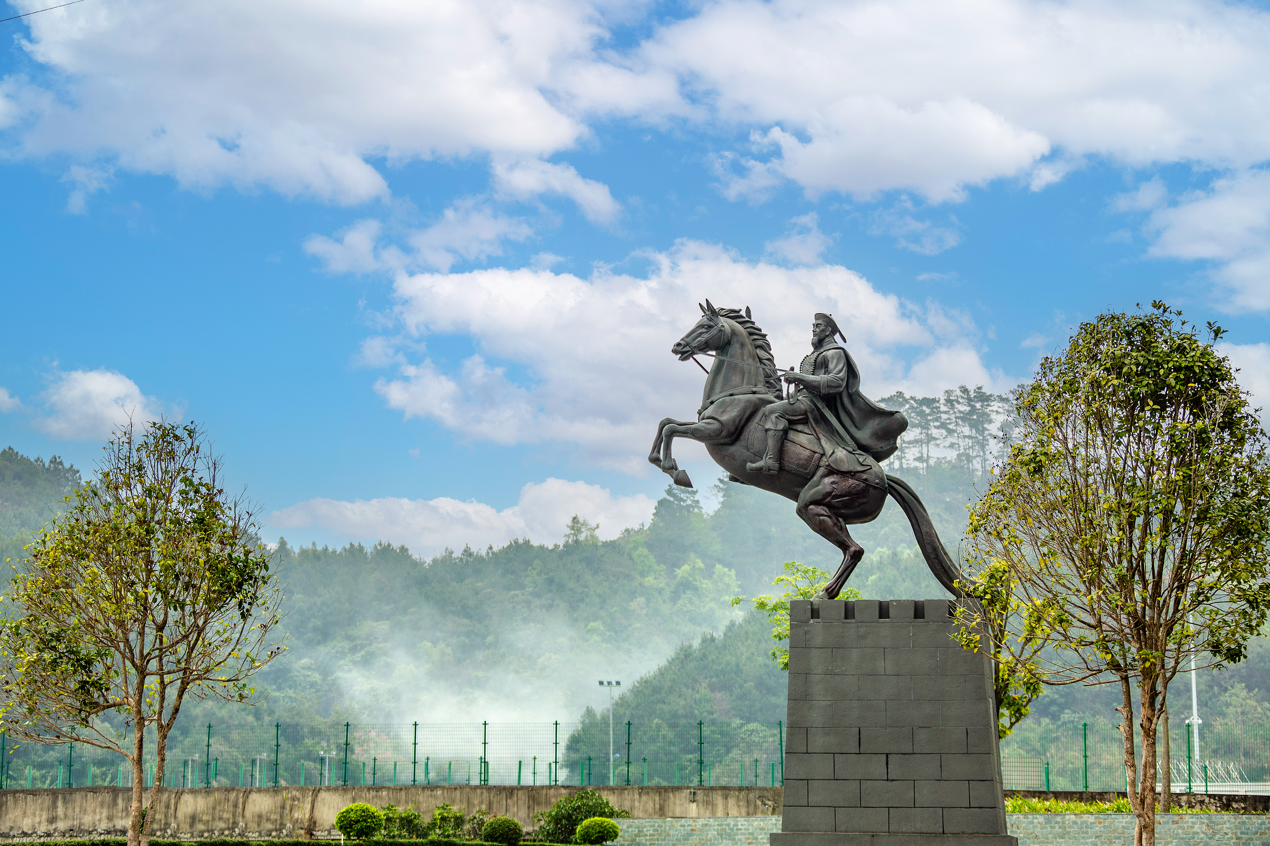 Friendship Gate Scenic Area