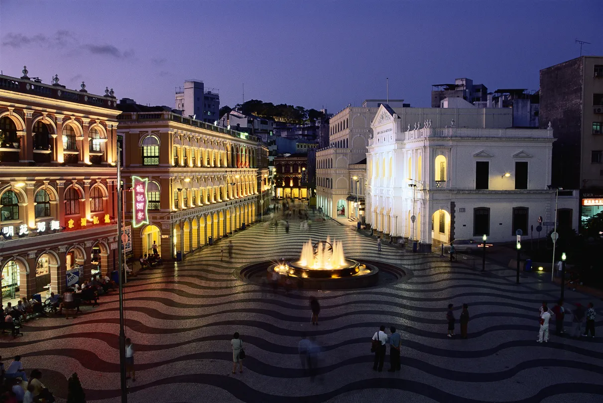 Senado Square