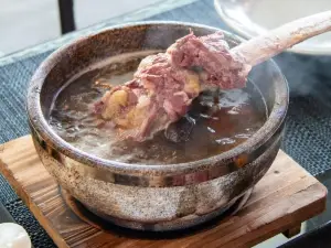 Viki Vietnamese street food