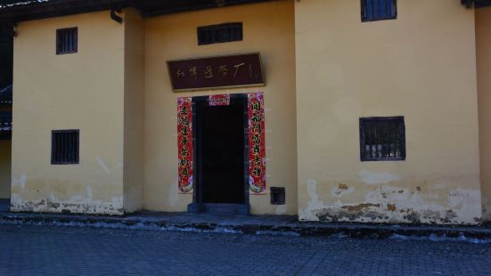 井岡山造幣廠位於江西吉安市井岡山市茨坪鎮境內。這是紅軍的第一
