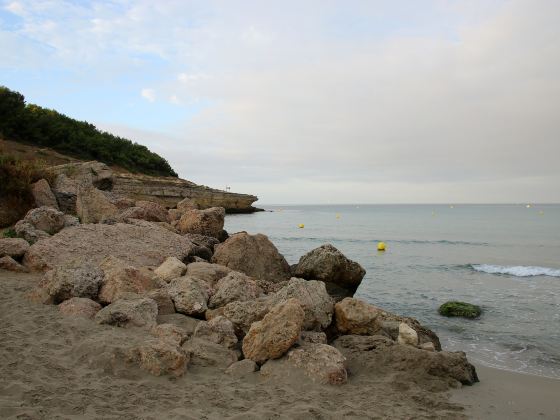 Pasir Tengkorak Beach