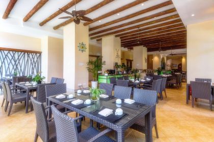 美遇度假飯店（惠東雙月灣萬科店）· 千品餐廳