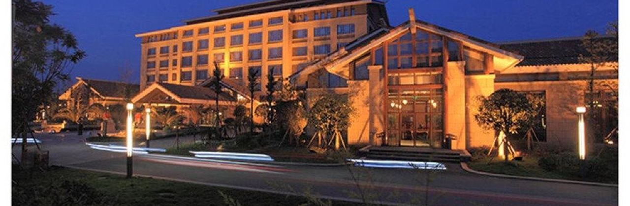 Mingren Restaurant (chengshimingrenjiu)