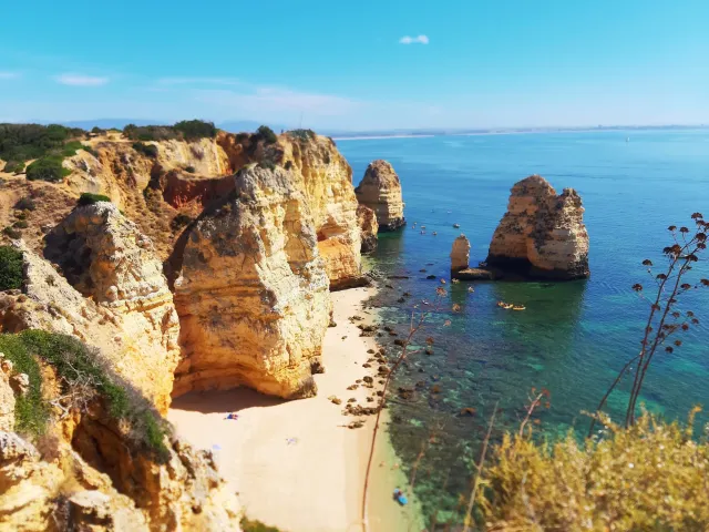 Travelling to Portugal