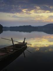 Baizhang Lake