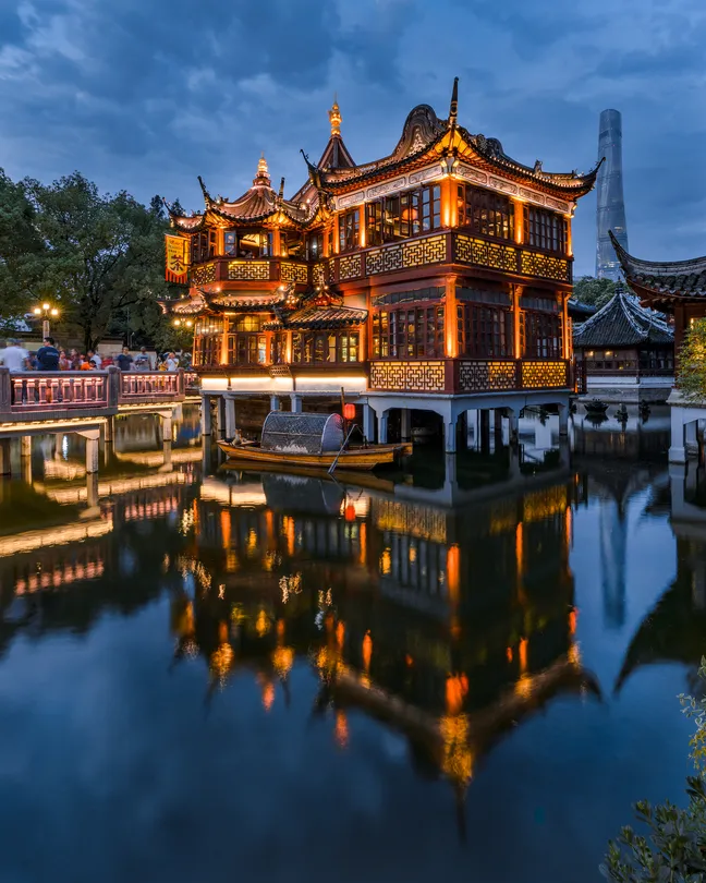 1_Yu Garden Lakeside Pavilion Teahouse