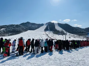 弓長嶺溫泉滑雪場