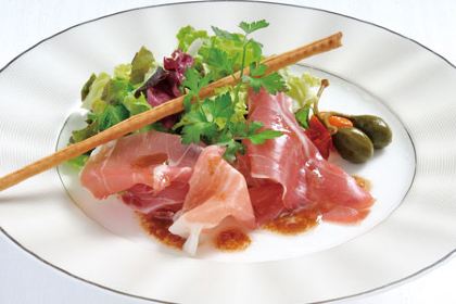 Sky Lounge - Bay View