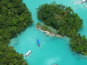 科羅爾島