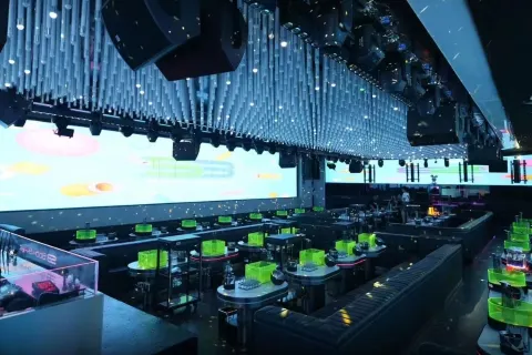 CLUB BOOM