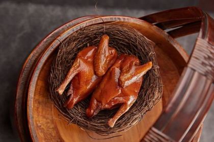 YUESHOW Senior Cantonese Cuisine