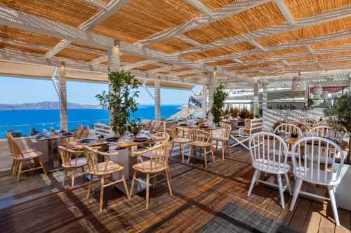 Idol Restaurant Bar