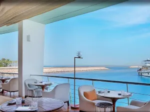 B-LOUNGE