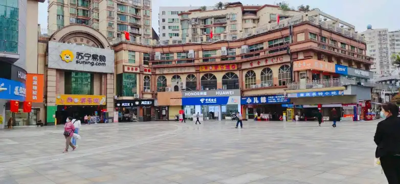 โรงแรมใกล้จตุรัส(ถนนคนเดิน)ใจกลางเมือง