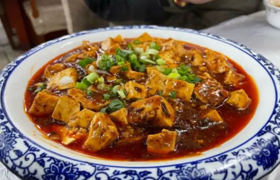 魯朗石鍋王(魯朗小鎮總店)