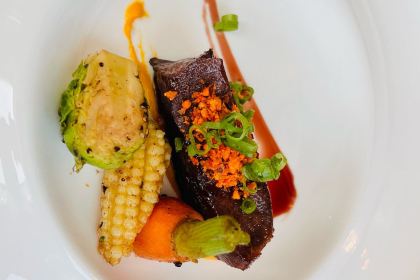 伍贰赫兹·云上法餐厅(太原店)