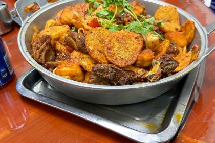 马占海炕锅烤羊肉城