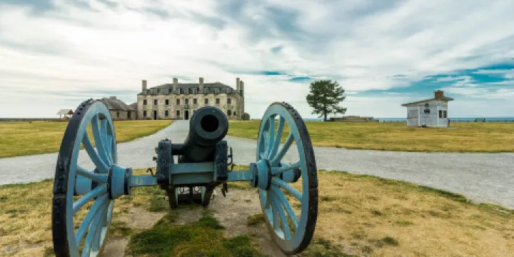 瀑布古堡深度遊