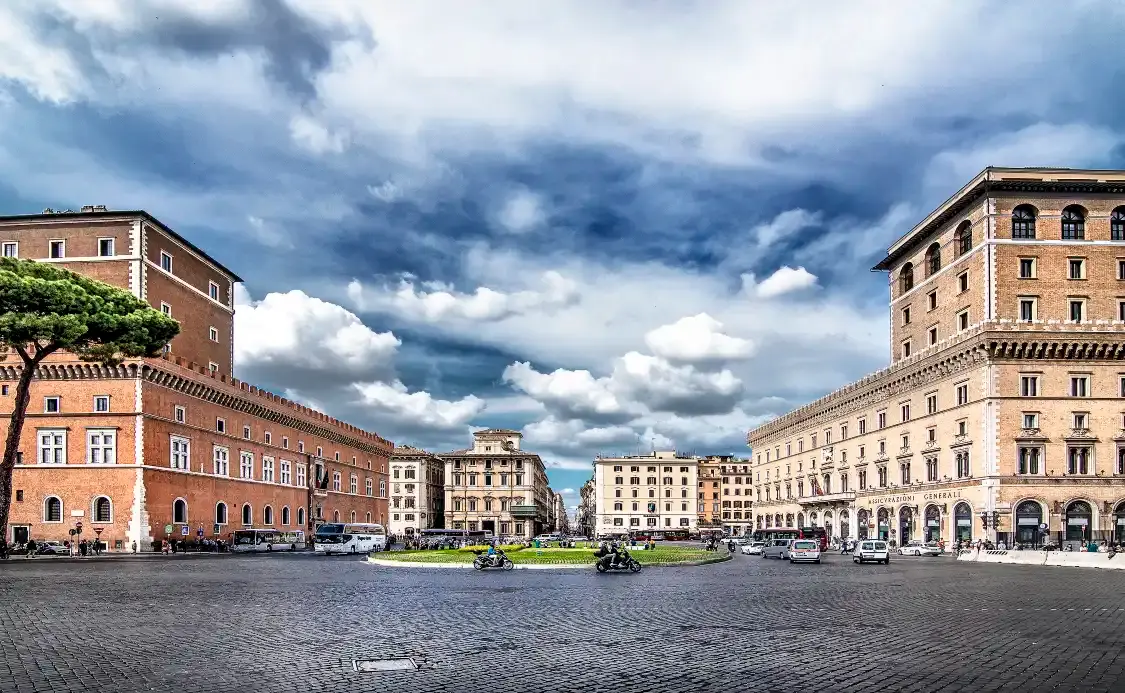 Hotels near Piazza Venezia