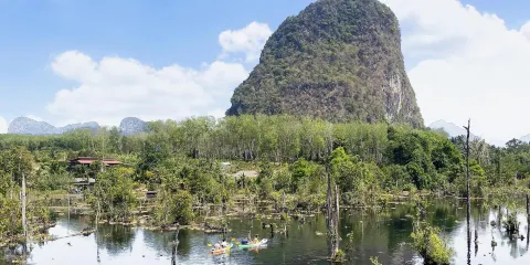甲米鏡湖