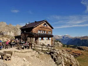 Rotwandhütte
