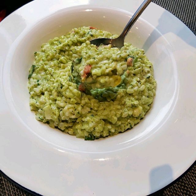《特色主題樓上Cafe》
