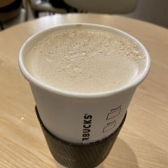 星巴克臻选(青岛胶东机场内安检1店) User Photo