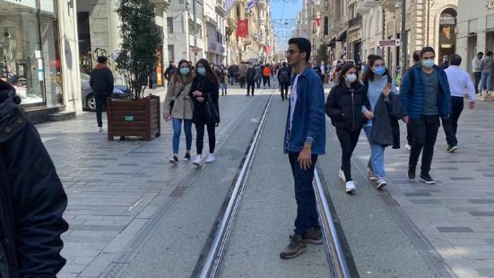 İstiklal caddesi is really wor