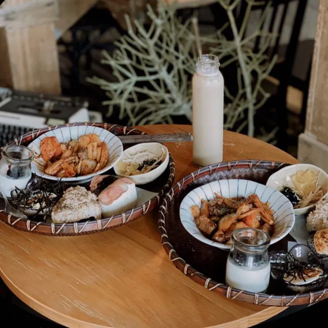 【墾丁餐廳推薦】打卡必去屏東墾丁Café,海景、大草地一應俱全