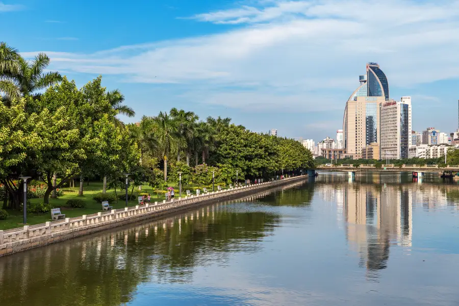 Xiamen Bailuzhou Park