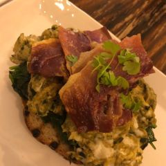 Sally's Kitchen & Winebar User Photo