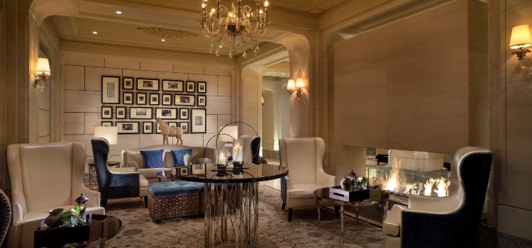 Sofitel Legend 1953 Lobby Bar