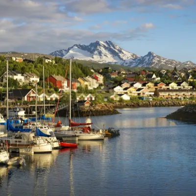 Flights Leknes to Bergen