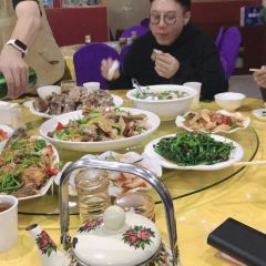 小妥餐饮醉美羊村饭庄(库尔德宁镇店) User Photo