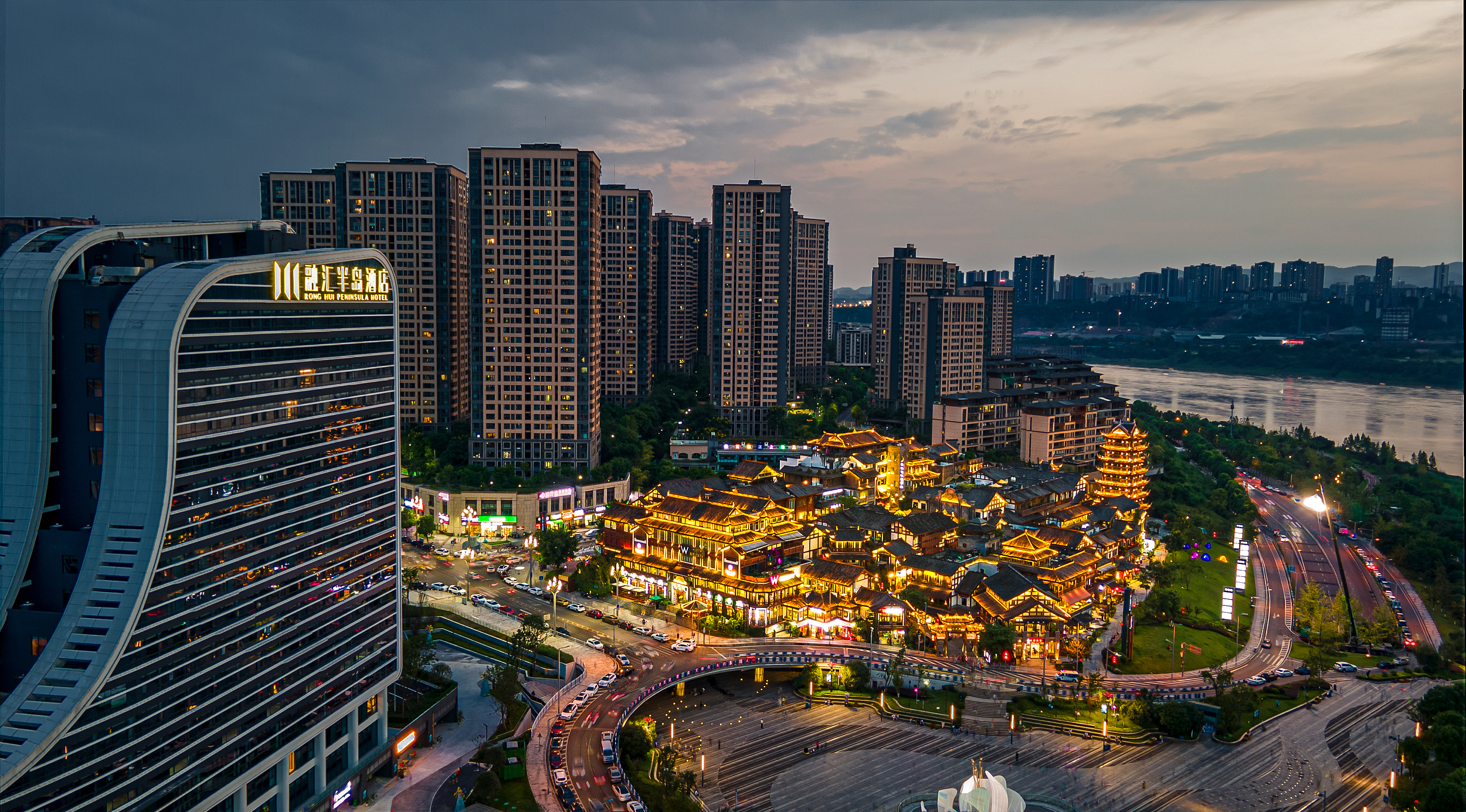Hotels near Xiliutuo Town