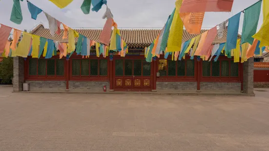 Yanfu Temple 