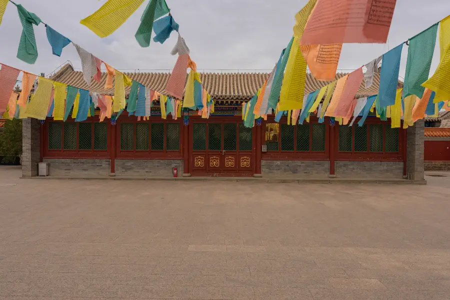 Yanfu Temple 