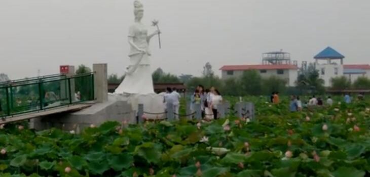 Huanghuai Da Fengshou Xiangcun World (huangchuan)