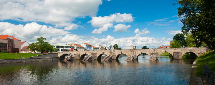 Písek Stone Bridge