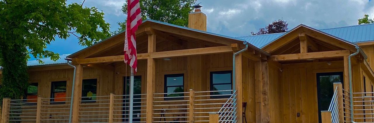 Backwoods Bar & Kitchen