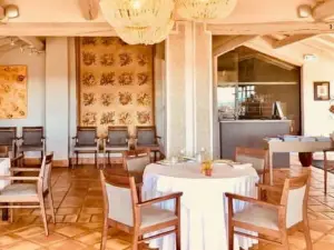 Restaurante Henrique Leis