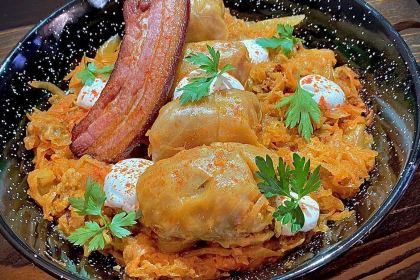 RED PEPPER Hungarian restaurant