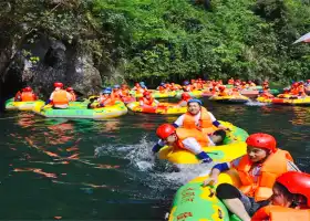 龍頸河漂流
