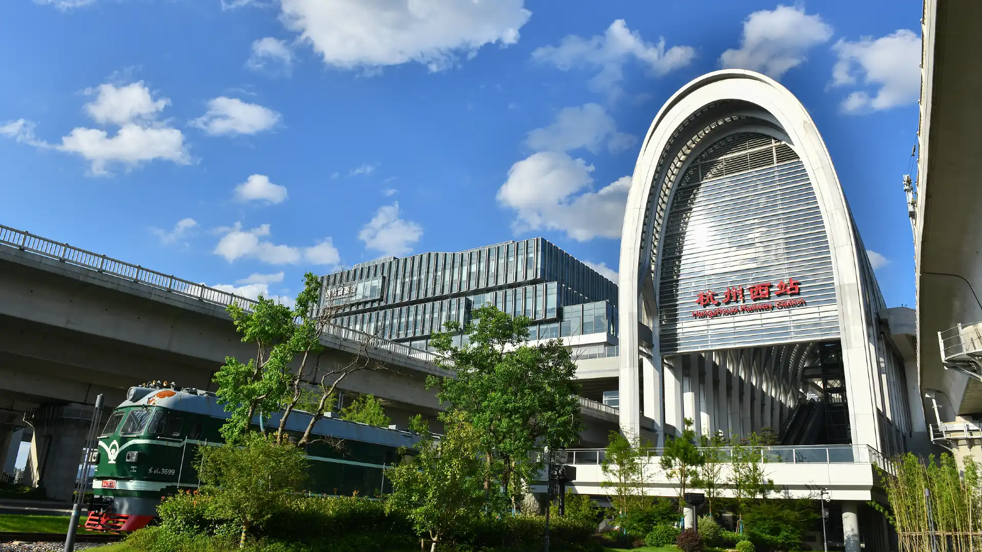 Hotels near Hangzhouxi Railway Station
